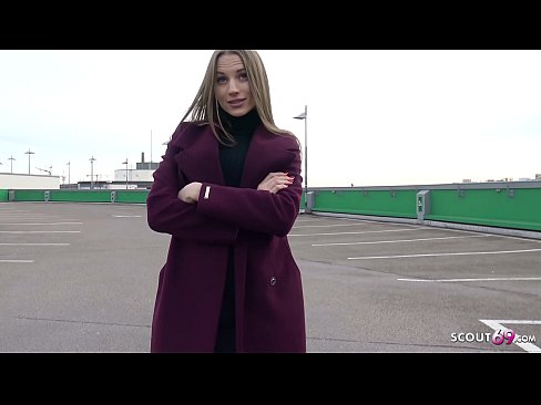 ❤️ IS SCÓITÉAL Gearmánaigh Aisling A THUGANN CRUACH, TELLTALE PÁIRCEÁLA AGUS SEXY AR AIRGEAD ❤❌ Fucking linn